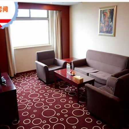 Beijing Spring Hotel Zewnętrze zdjęcie