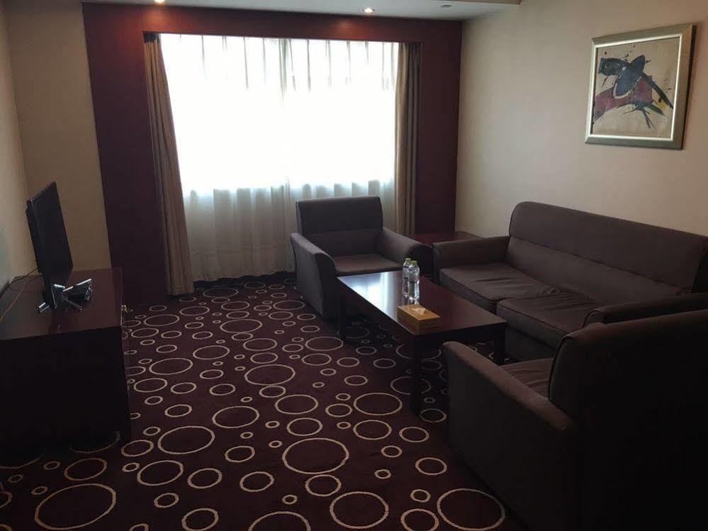 Beijing Spring Hotel Zewnętrze zdjęcie